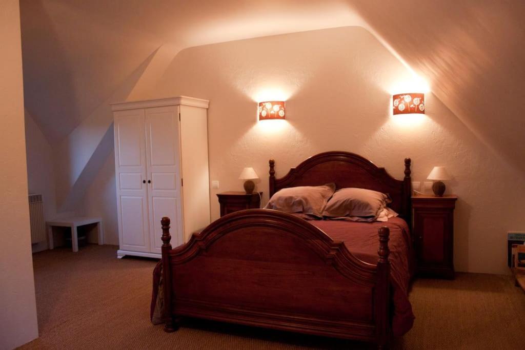 Studio Dans Une Chaumiere De Caractere Baud Экстерьер фото